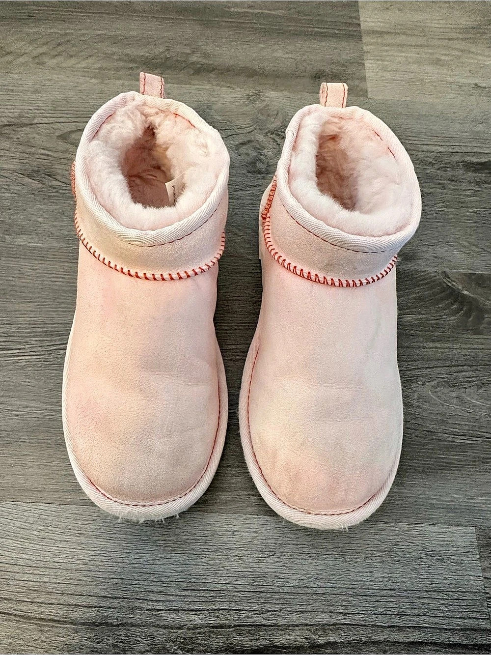 UGG Valentine Edition Youth Pink Boots